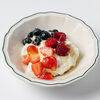 Взбитый творог с ягодами в Mela по цене 980