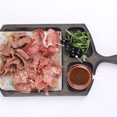 Мясная тарелка в Семейный ресторан Mr Grek по цене 1560 ₽