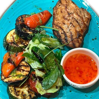 Стейк из куриной грудки в Дом по цене 1010 ₽