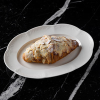 Круассан миндальный в Cape