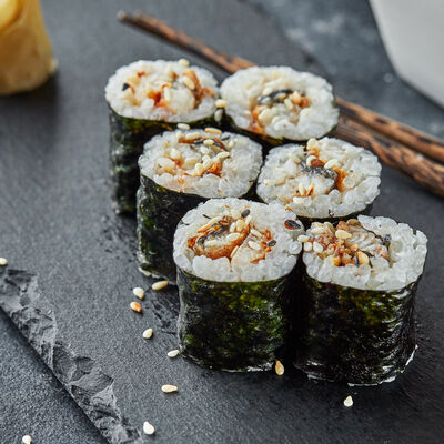 Ролл с угрем в Kuksu №1 по цене 399 ₽