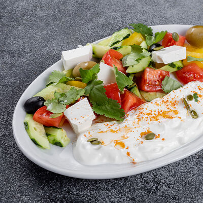 Греческий салат в У Бурчо по цене 1250 ₽