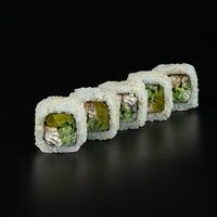 Мини ролл с угрем в Sushi Studio