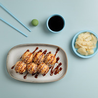 Запеченный ролл с крабом в Rollwell