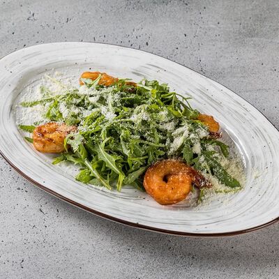 Салат с руколой, авокадо и креветкойв Раковарня на Пятницкой по цене 1050 ₽