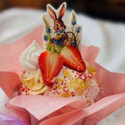 Кулич творожный праздничныйв Гастромаркет по цене 765 ₽