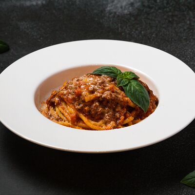Паста Болоньезе в PIZZAZAVR по цене 560 ₽