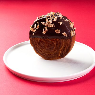 Круассан-шайба шоколадный в Handy Place по цене 265 ₽