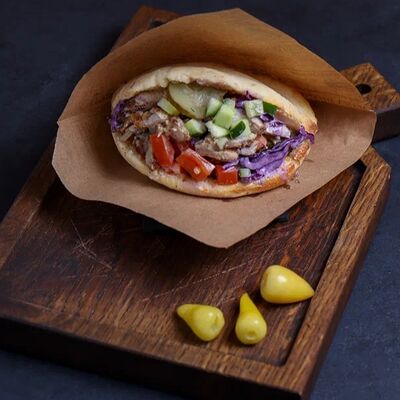 Пита-шаурма из курицы в Мясоедовская по цене 950 ₽
