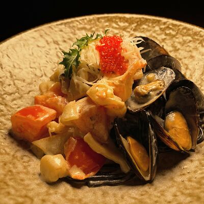 Спагетти Аль неро ди сепия в Vinokurov karaoke rest по цене 1287 ₽