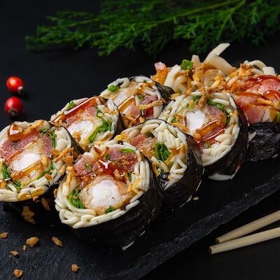 Ролл Удон с тунцом в Sёmga по цене 899