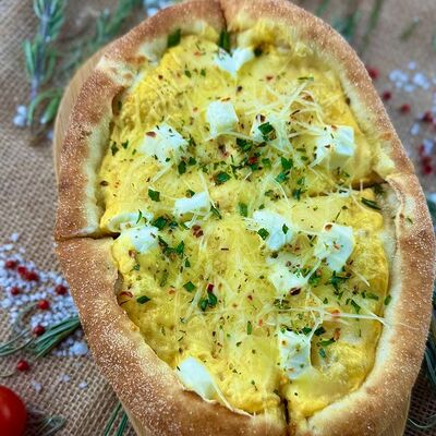 Пиццета сырная в Корпус О бар по цене 480 ₽