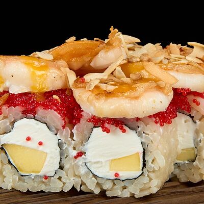 Калифорнииский с манго и креветкой в Полтора тигра по цене 750