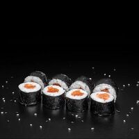 Маки с лососем в Tanaka суши