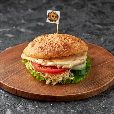 Мини-бургер Куриное филе в YGOSLAVIA GRILL по цене 390 ₽