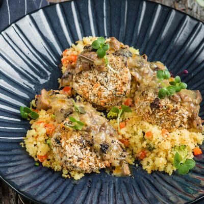 Капустные котлеты с кус-кусом в Пряности & Радости на Васильевском по цене 450