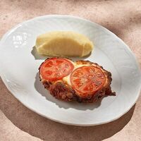 Шницель из индейки с моцареллой и картофельным пюре в Мамалыга на Блюхера