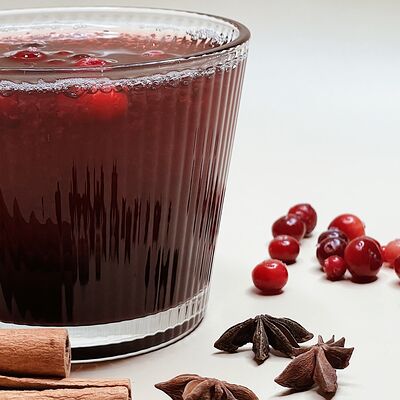 Чай Аляска Тодди с черникой и клюквой в Jeffreys coffee shop по цене 279 ₽