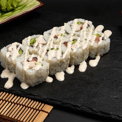 Ролл Цезарь в Sushi runner по цене 350 ₽