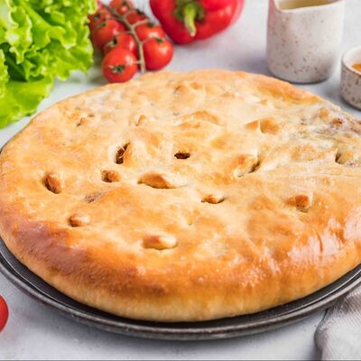 Осетинский с грибами и сыром в Время пирогов по цене 1160 ₽