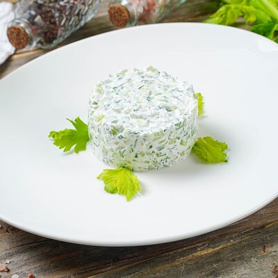 Салат с сельдереем в Лаваш по цене 350 ₽