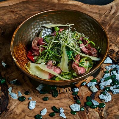 Салат с ростбифом в Мята signature 2ФР по цене 870 ₽