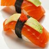 Суши с лососем в Морошка по цене 210
