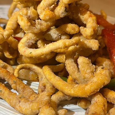 Щупальца кальмара в панировке в Эверест по цене 1200 ₽