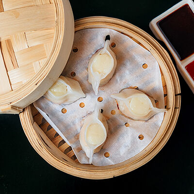 Димсам с гребешком в Mr. Lee по цене 1400 ₽