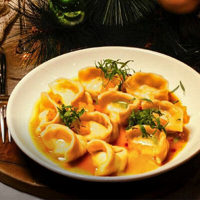 Пельмени с уткой в Сметана на Б. Садовой по цене 599 ₽