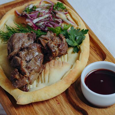 Шашлык Яблочко в Роланд по цене 1140 ₽