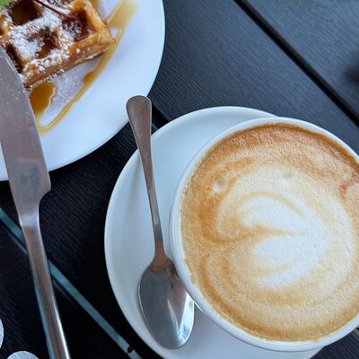 Каппучино в Park cafe по цене 260 ₽