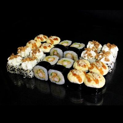 Сет Трио в Bonito sushi по цене 1036 ₽