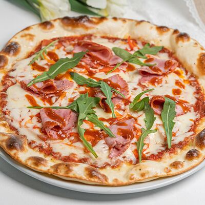 Ветчина с трюфельным соусом L в Та самая на Хмельницкого по цене 864 ₽