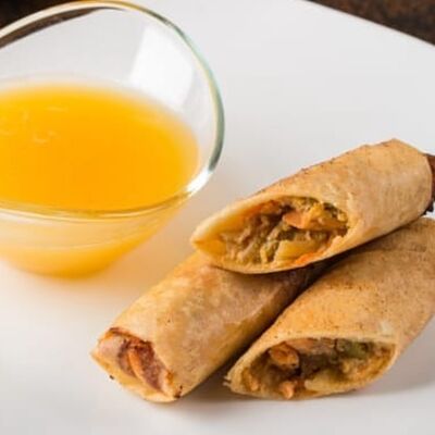 Спринг-роллы с овощами в Mr.Mao по цене 360 ₽