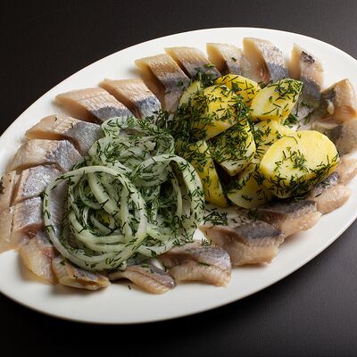 Сельдь домашнего посола в Рябинушка по цене 595 ₽