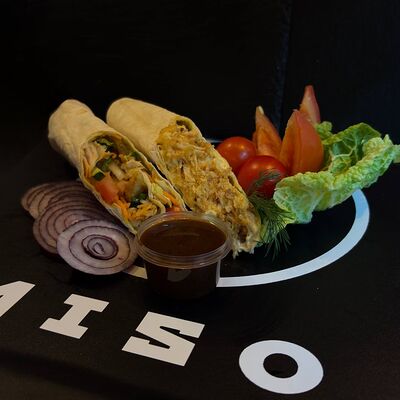 Классическая шаурма Black Pepper Miso в Шаурма Miso по цене 500 ₽