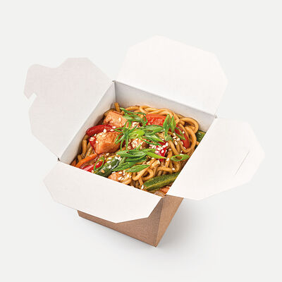 Вок терияки с курицей Хит в Мама Нори по цене 470 ₽