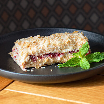 Наполеон в Густо & Пряно по цене 378 ₽