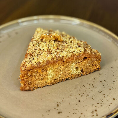 Карамельный пирог в SANDI по цене 259 ₽