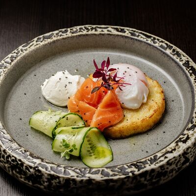 Хашбраун со слабосоленой форелью в Cruise по цене 540 ₽