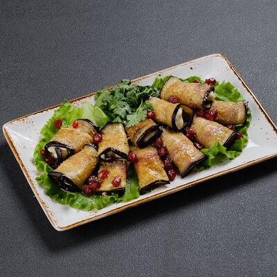 Баклажаны с орехами и кинзой в Акватория по цене 380 ₽