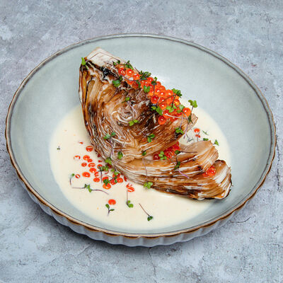 Стейк из печеной капустыв Сказка по цене 490 ₽