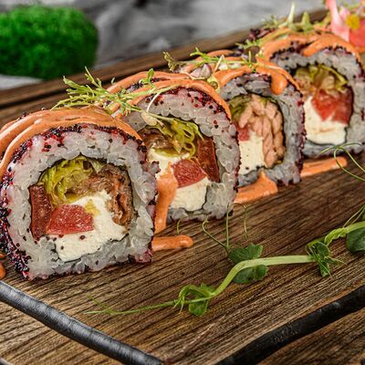 Tsoy Ролл в Duran Bar & Grill по цене 399