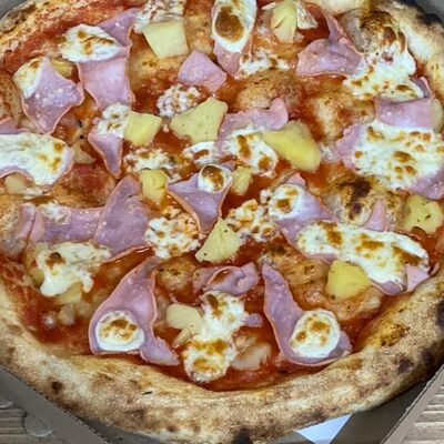 Пицца Гавайская в Pizza da salvatore по цене 594 ₽