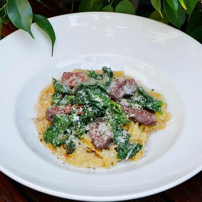 Тальятелле с телятиной и шпинатом в Беллуччи по цене 590