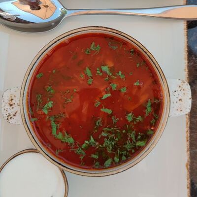 Борщ сибирский с говядиной в Маск по цене 780 ₽