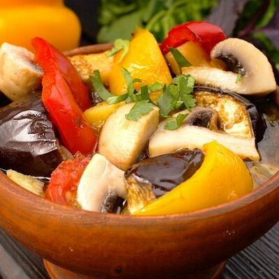 Чанахи с грибами в Грузинский дворик по цене 640 ₽