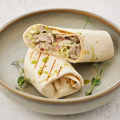 Шаверма с курицей в Балтия по цене 550 ₽