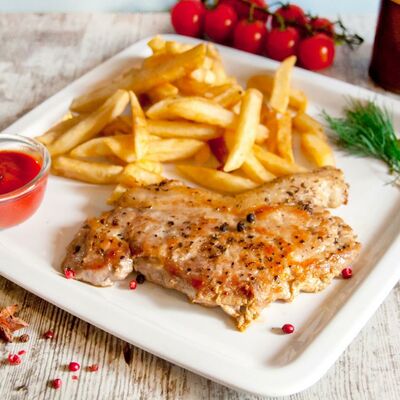 Свиная отбивная в На абордаж по цене 380 ₽